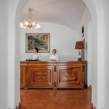 Tramonto D'oro 4* פראינו