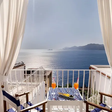 Tramonto D'oro Hotel