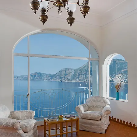 Tramonto D'oro Hotel