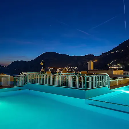 Tramonto D'oro Hotel