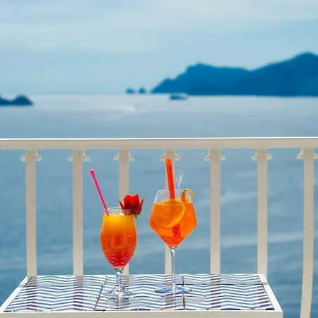 Hotel Tramonto D'oro 4*