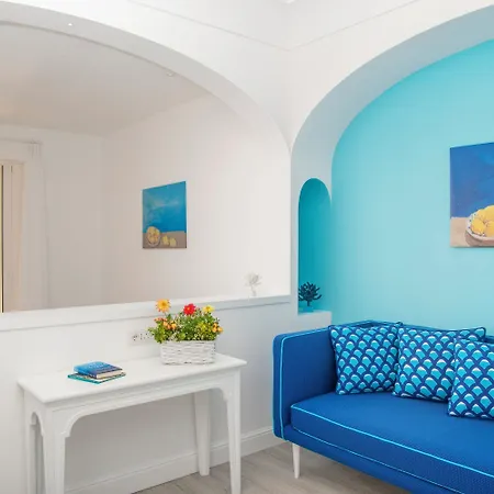 Hotel Tramonto D'oro 4*