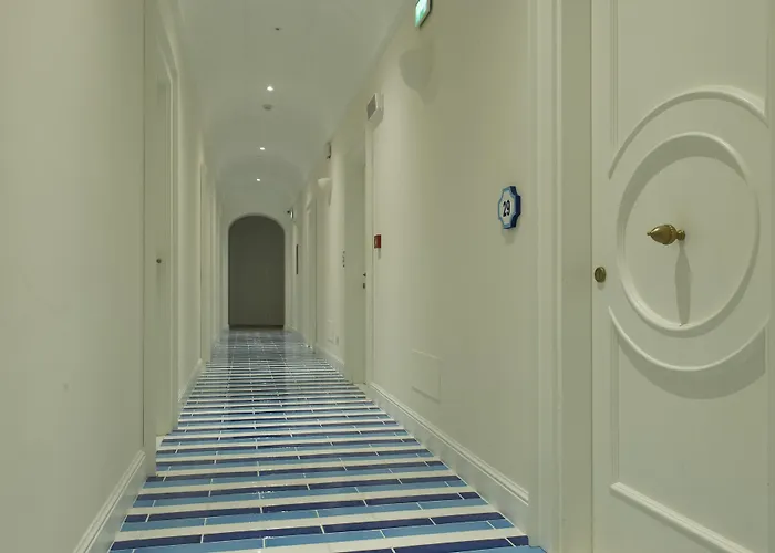 Hotel Tramonto D'oro 4*